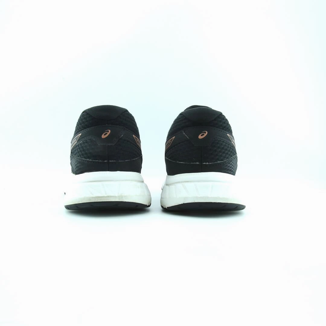ASICS GEL CONTEND 6 trainer shoe design snapshots