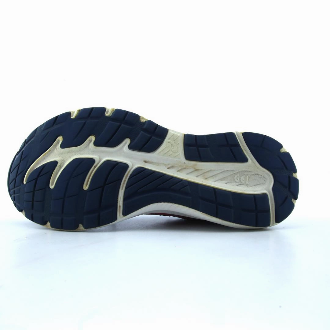ASICS GEL CONTEND 7 lightweight athletic shoe visuals