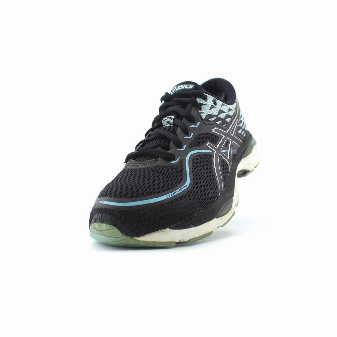 ASICS GEL-CUMULUS 19 lightweight athletic shoe visuals