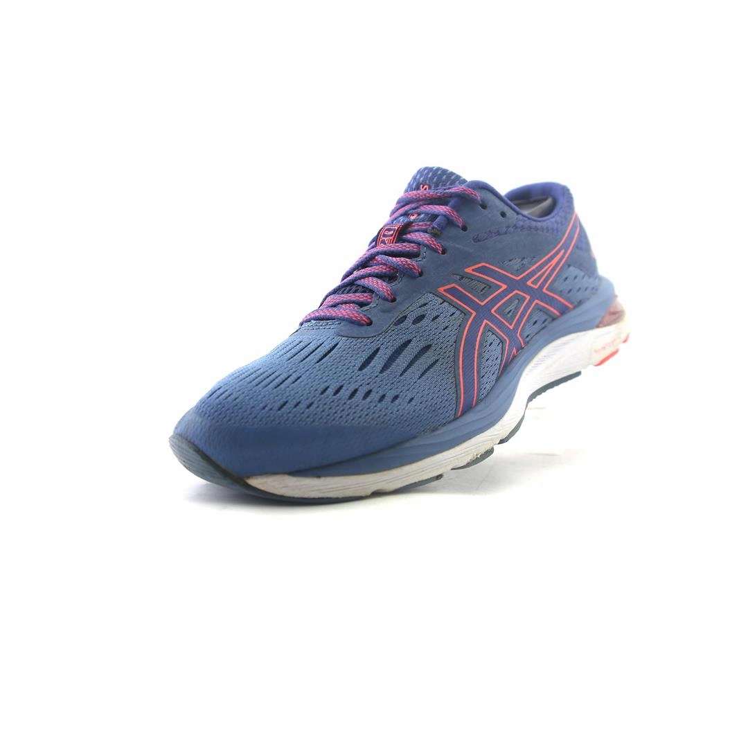 ASICS GEL-CUMULUS 20 sporty Asics footwear images