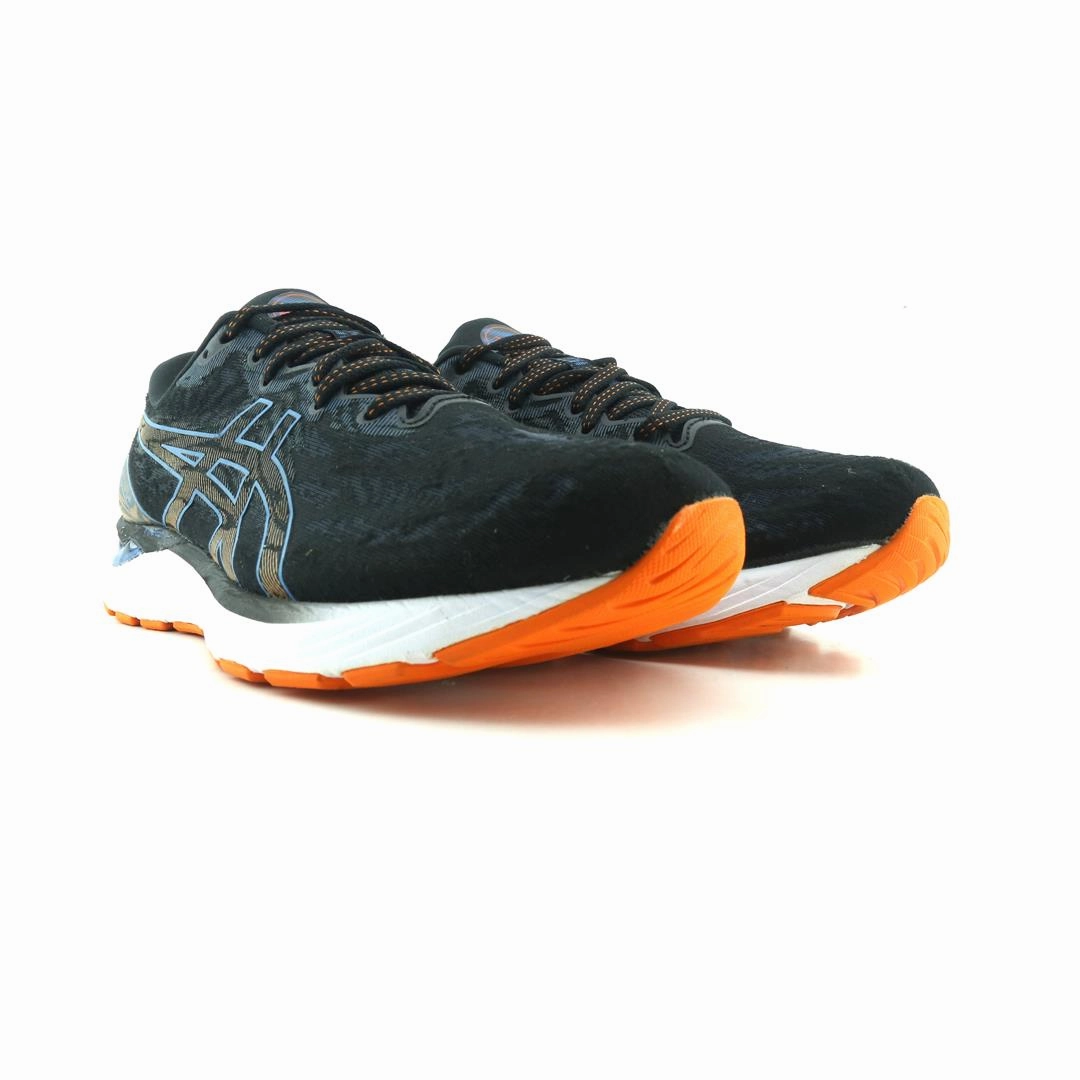 ASICS GEL CUMULUS 23 lightweight athletic shoe visuals