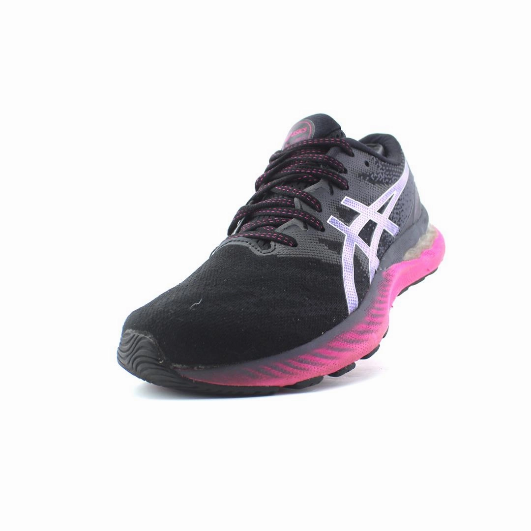 ASICS GEL-CUMULUS 23 sporty Asics footwear images