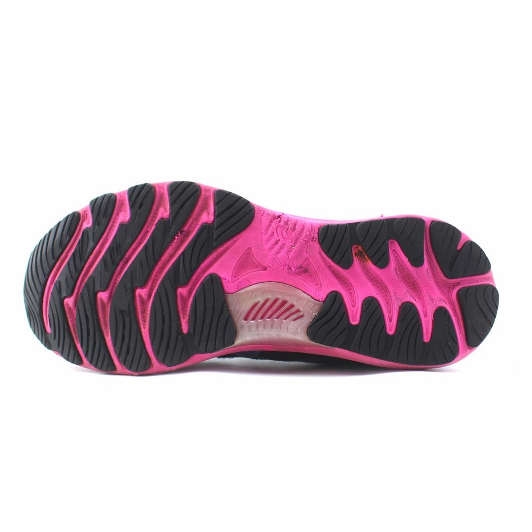 ASICS GEL-CUMULUS 23 sporty Asics footwear images