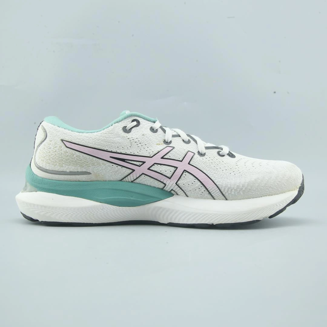 ASICS GEL CUMULUS 24 trainer shoe design snapshots