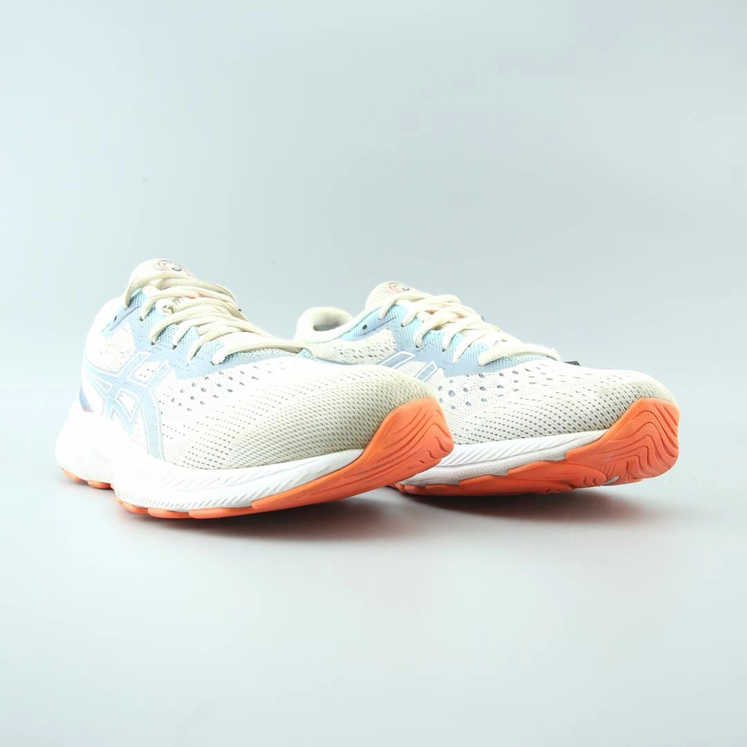 ASICS GEL EXCITE 8 performance running shoe photos
