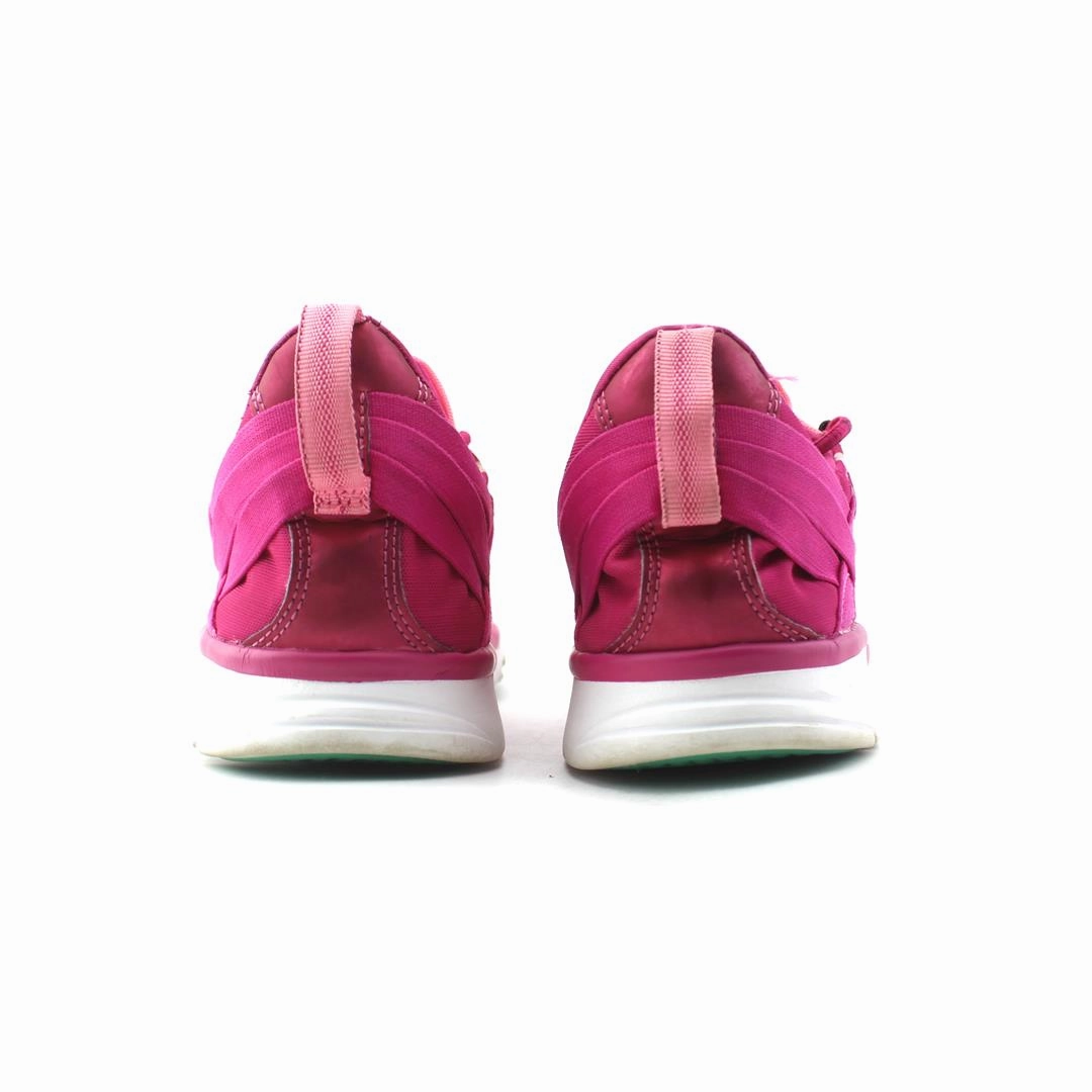 ASICS GEL-FIT SANA sporty Asics footwear images