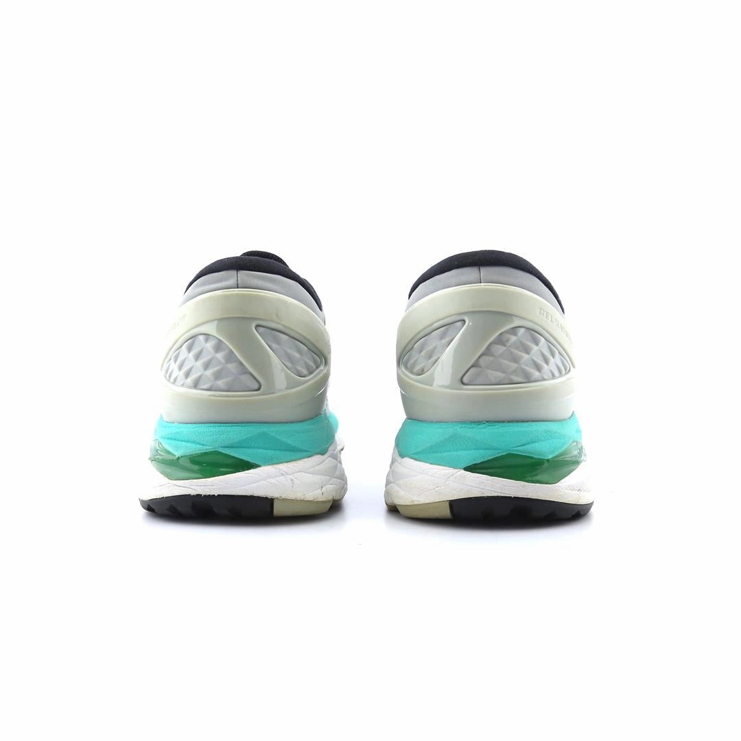 ASICS GEL KAYANO 24 sporty Asics footwear images