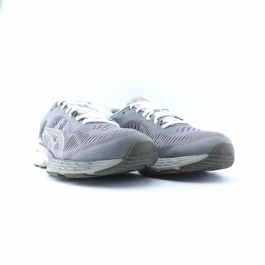 ASICS GEL-KAYANO 25 performance running shoe photos
