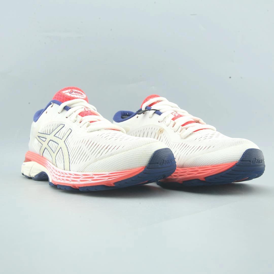 ASICS GEL-KAYANO 25 trainer shoe design snapshots