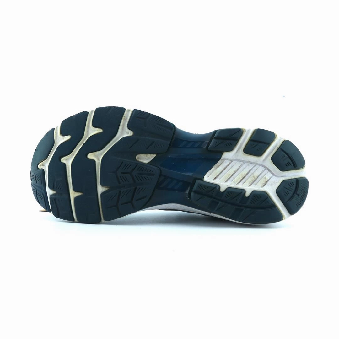 ASICS GEL KAYANO 27 lightweight athletic shoe visuals