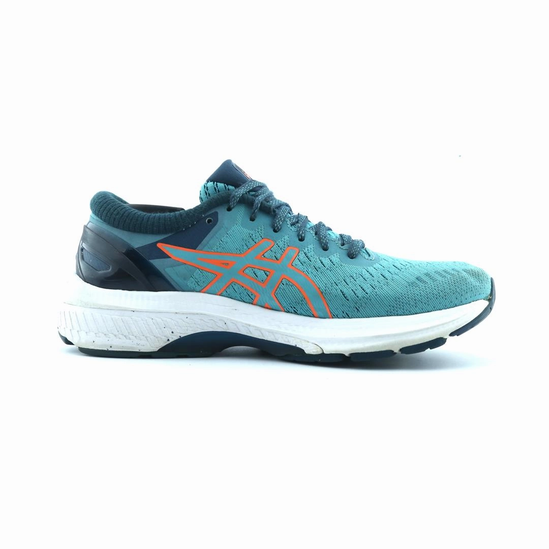ASICS GEL KAYANO 27 lightweight athletic shoe visuals