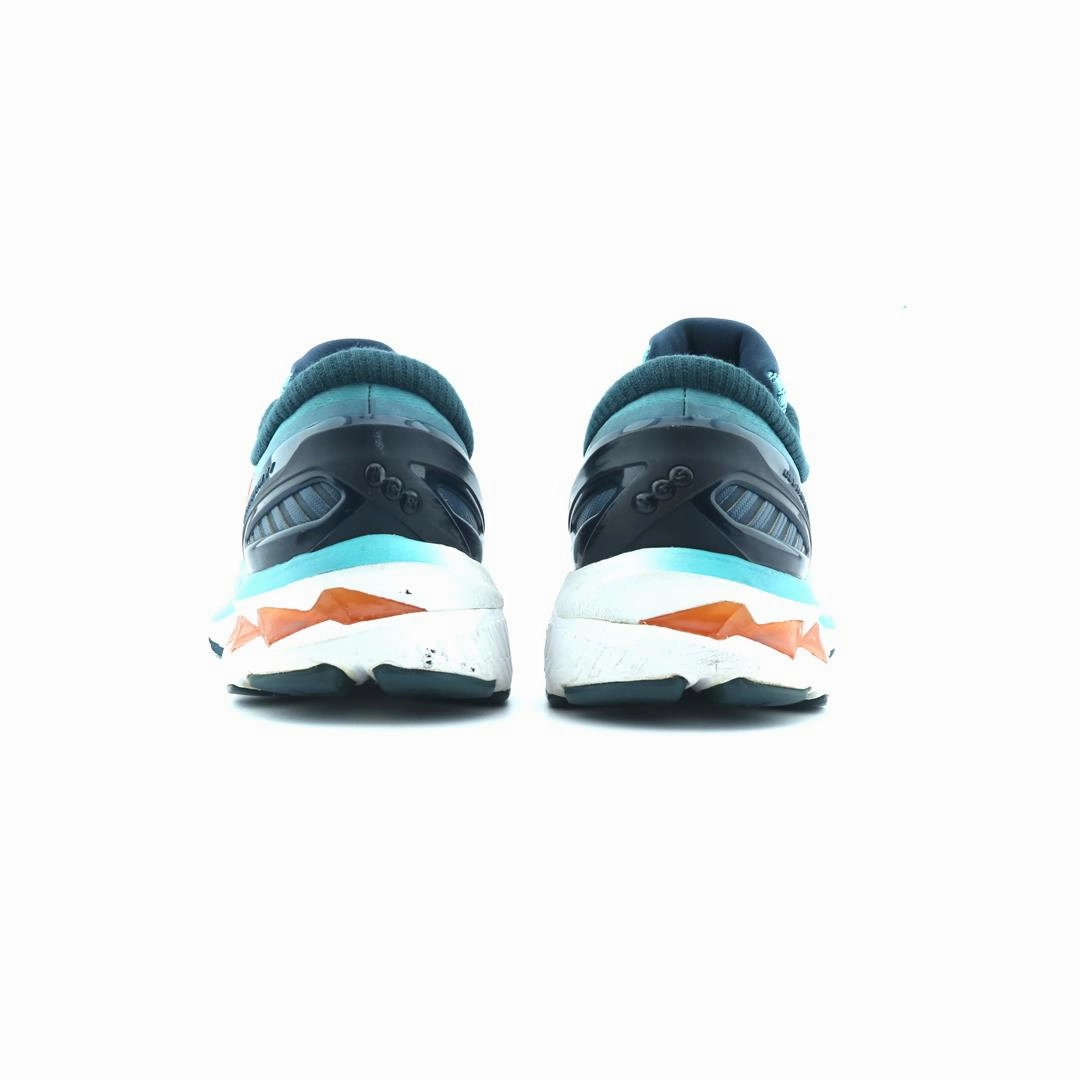 ASICS GEL KAYANO 27 lightweight athletic shoe visuals