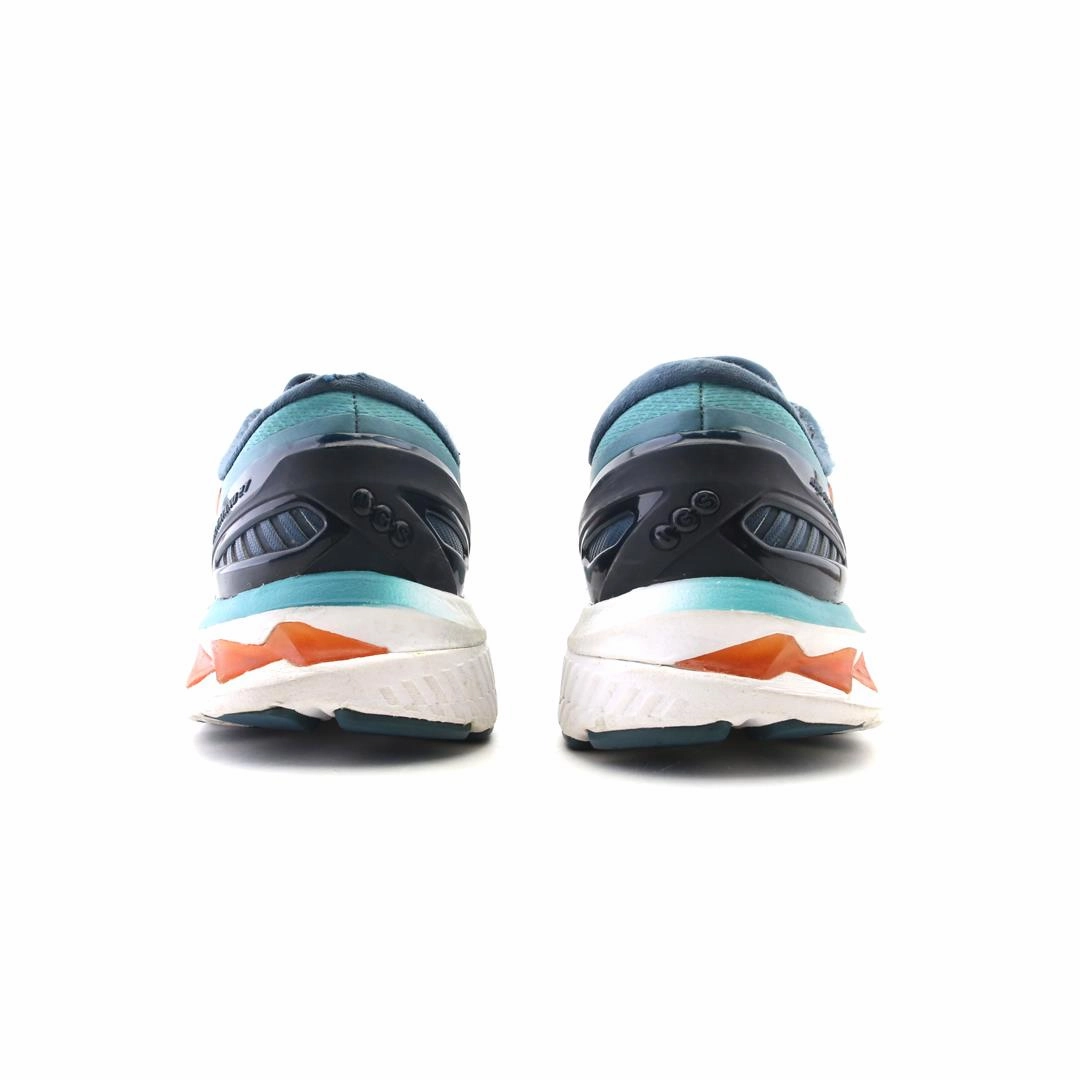 ASICS GEL-KAYANO 27 sporty Asics footwear images