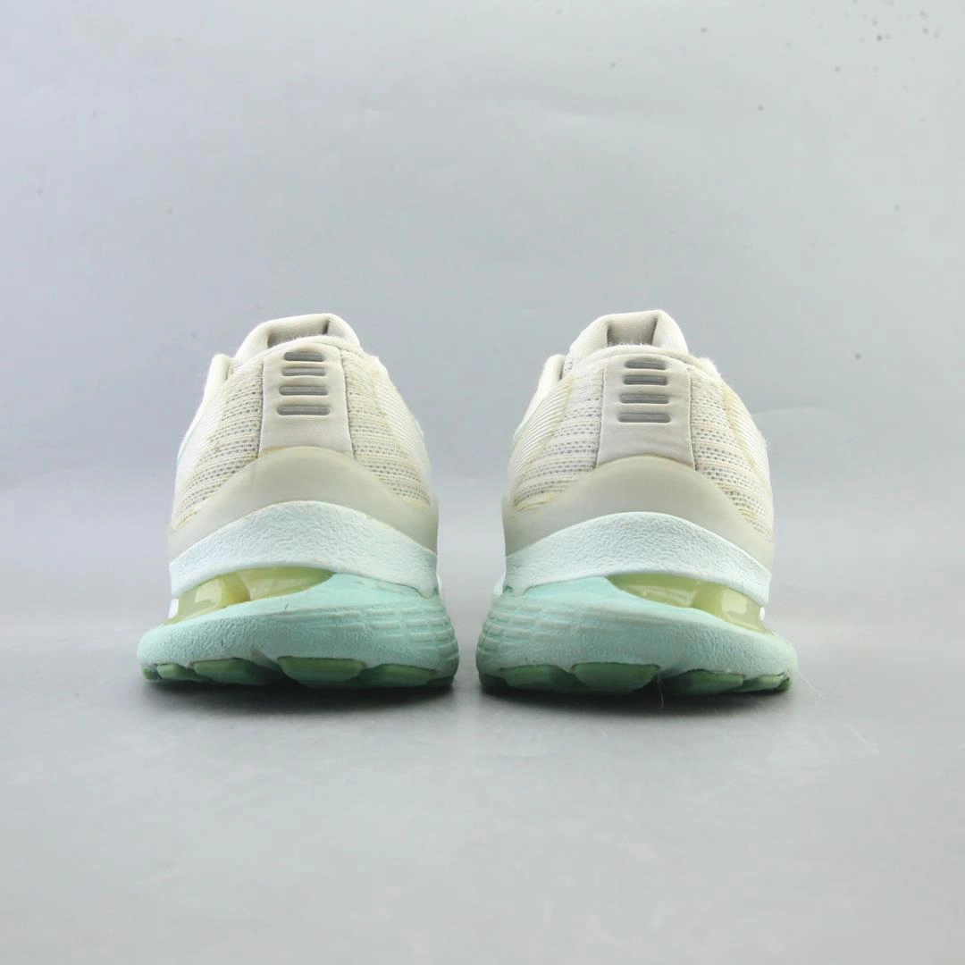 ASICS GEL KAYANO 28 lightweight athletic shoe visuals