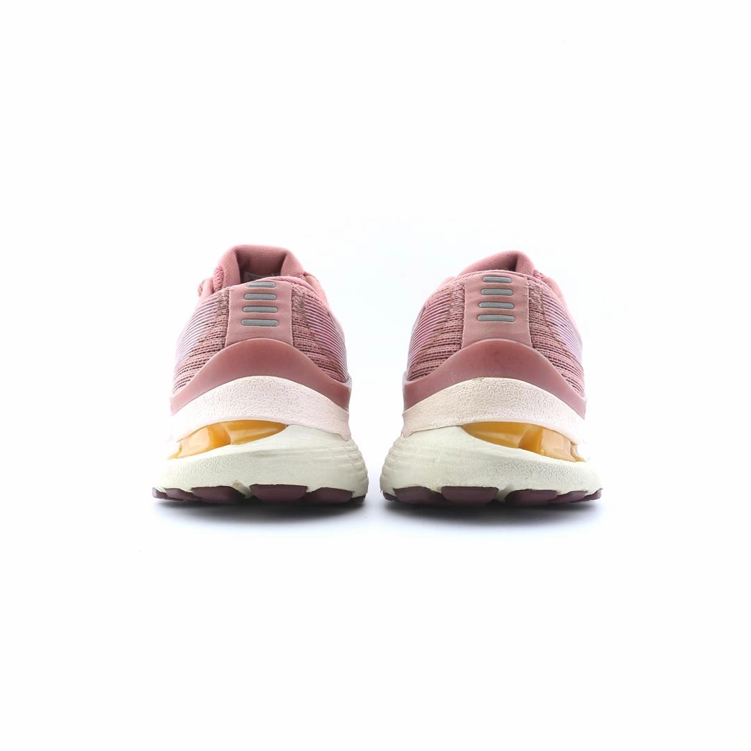 ASICS GEL-KAYANO 28 performance running shoe photos