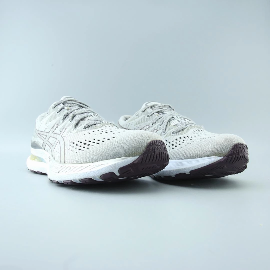 ASICS GEL KAYANO 28 performance running shoe photos