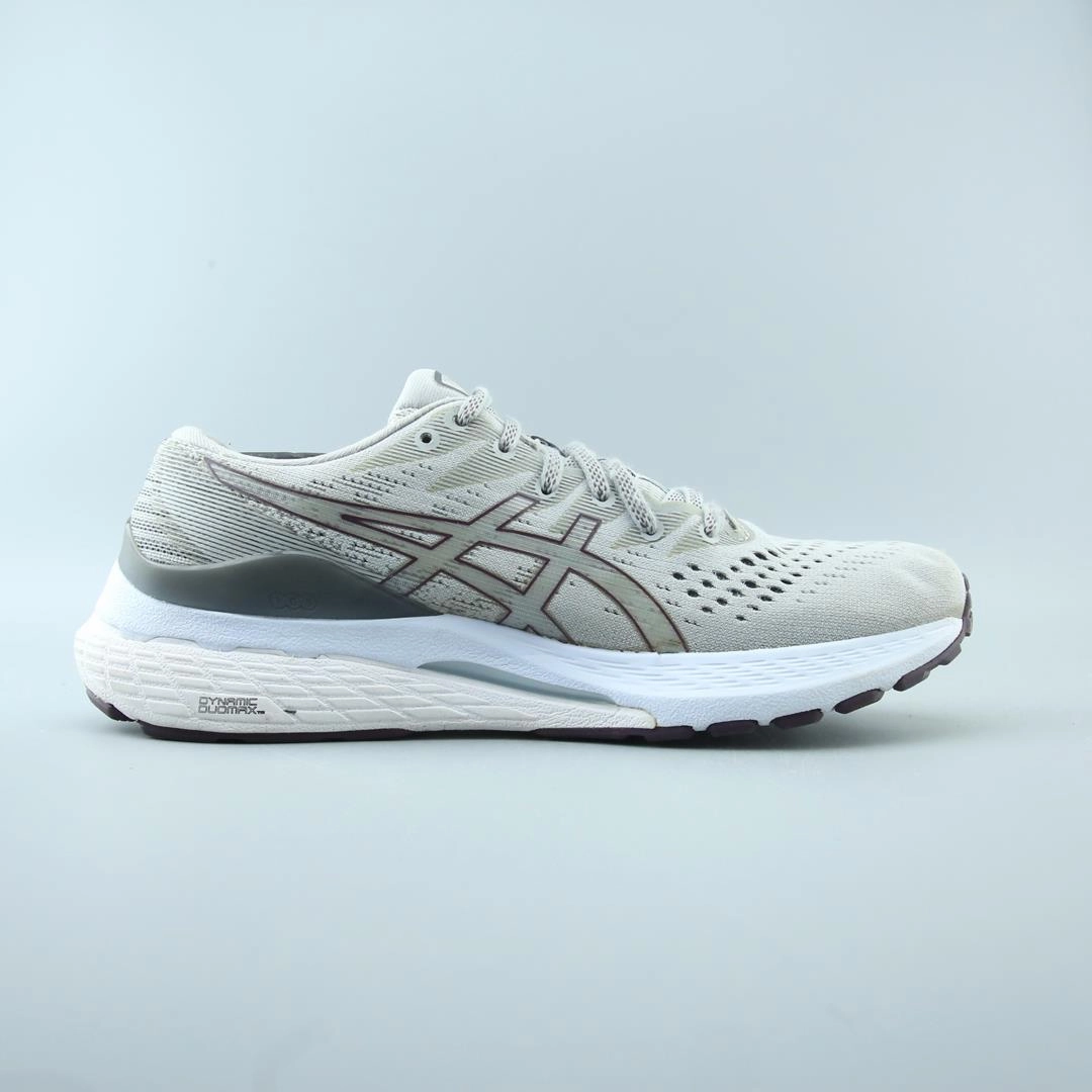 ASICS GEL KAYANO 28 performance running shoe photos