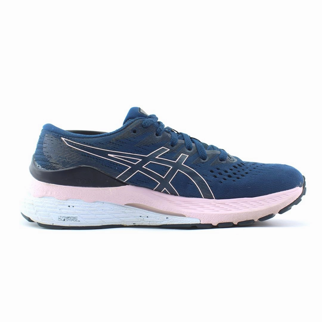 ASICS GEL-KAYANO 28 sporty Asics footwear images