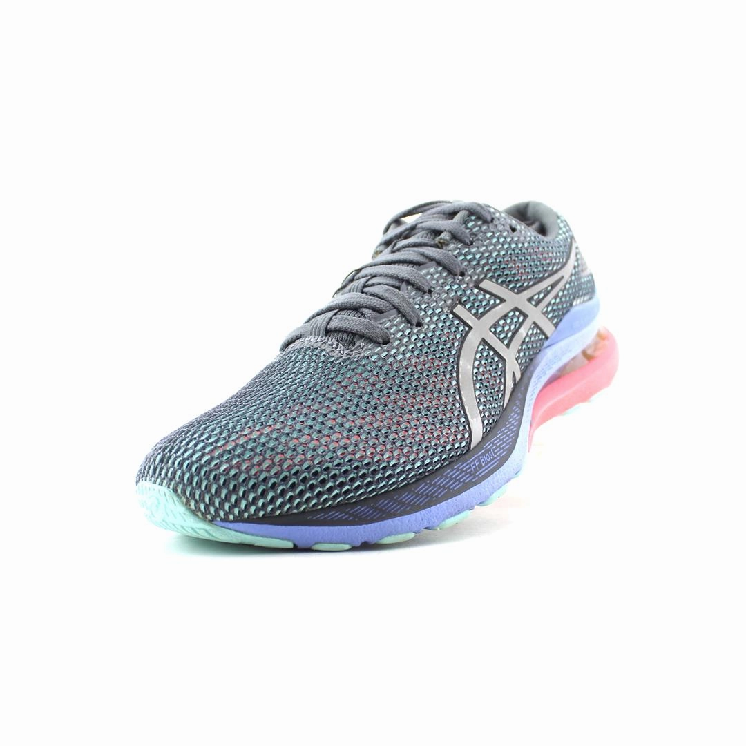 ASICS GEL-KAYANO 28 sporty Asics footwear images