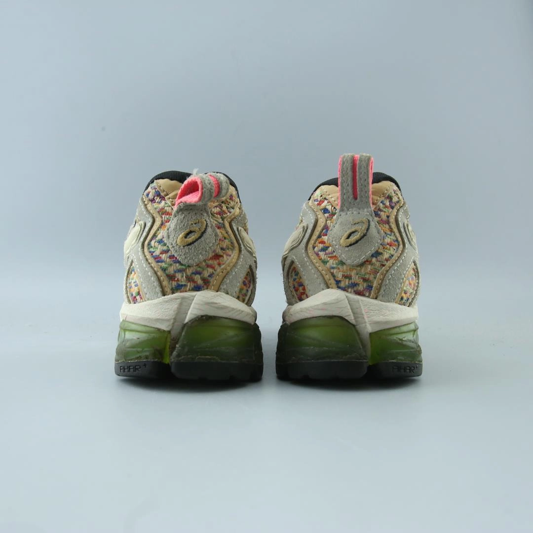 ASICS GEL NANDI performance running shoe photos