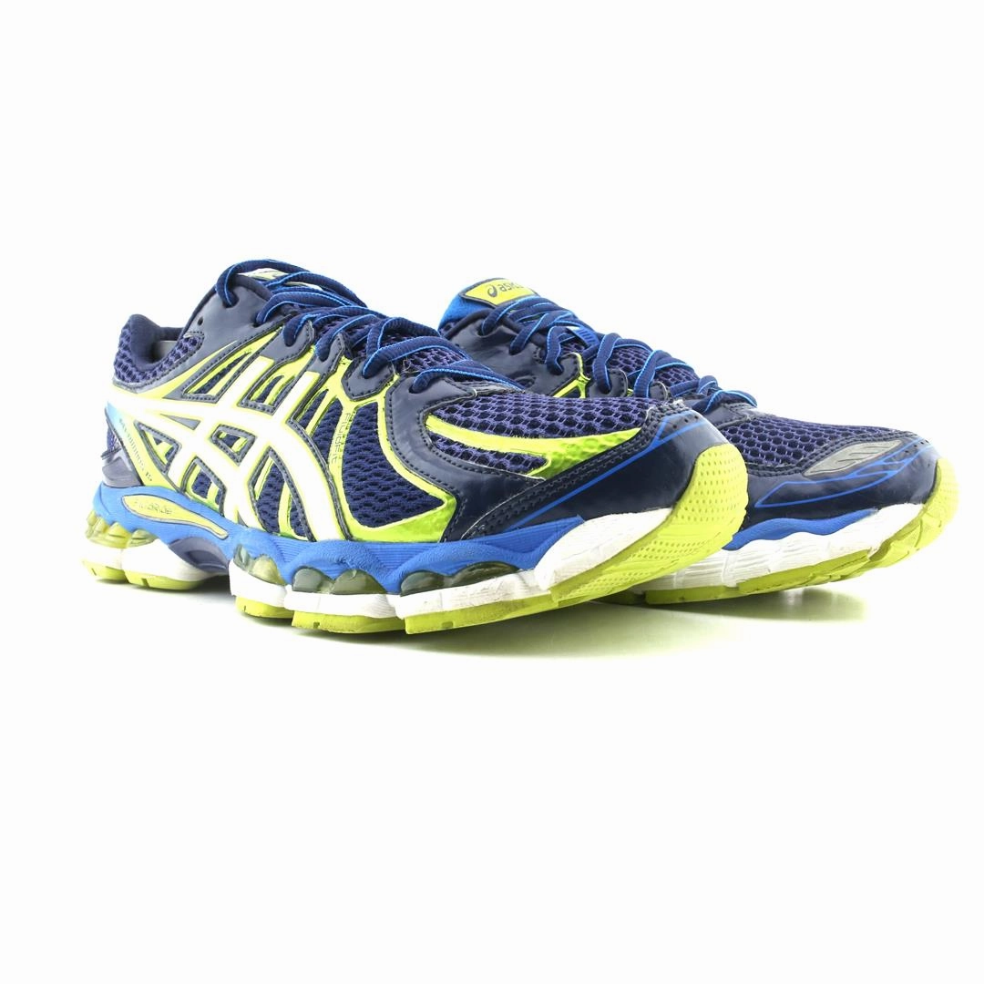 ASICS GEL NIMBUS 15 lightweight athletic shoe visuals