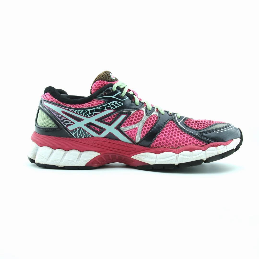 ASICS GEL NIMBUS 16 trainer shoe design snapshots