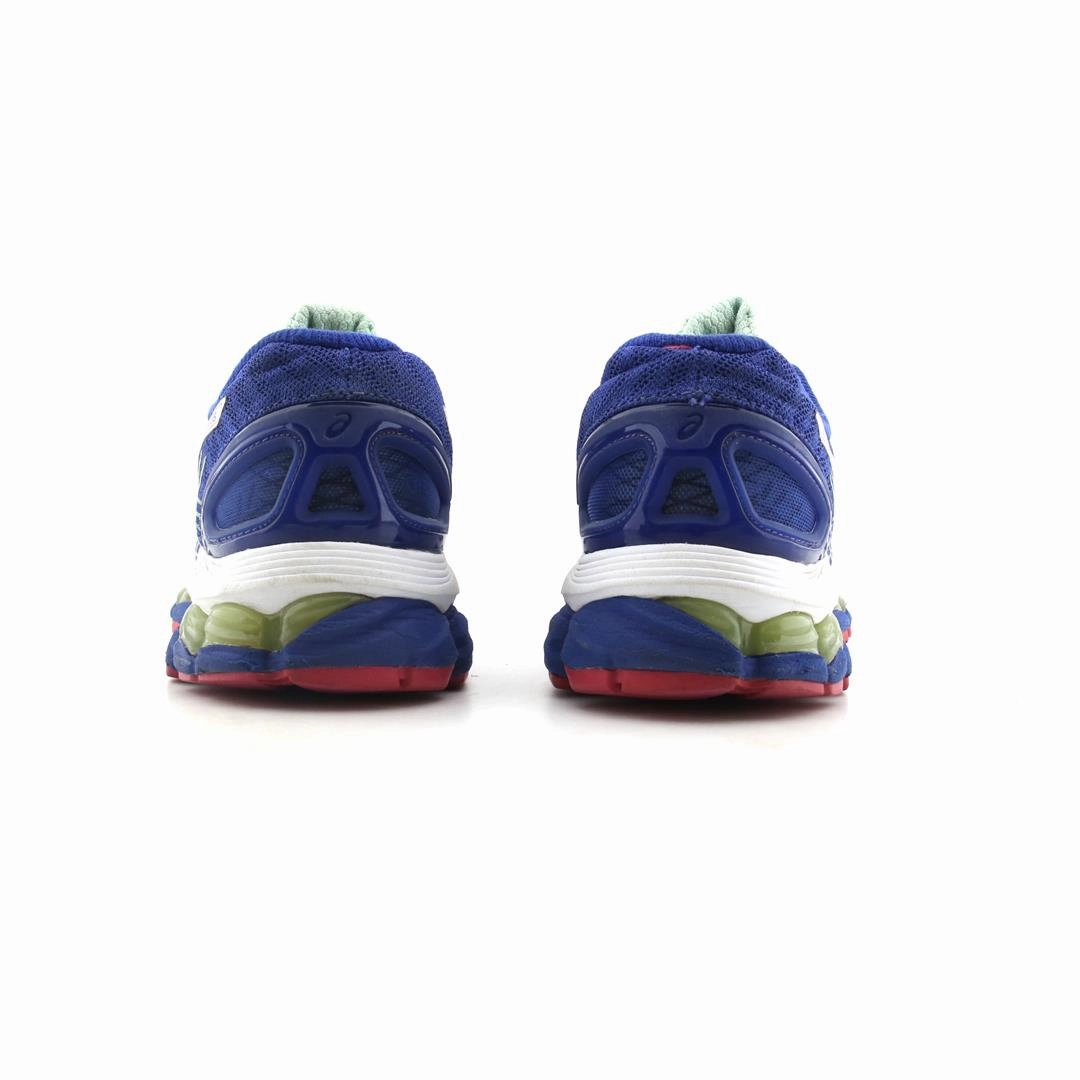 ASICS GEL-NIMBUS 17 sporty Asics footwear images