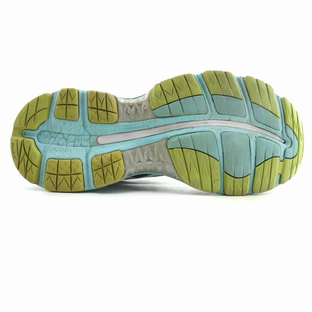 ASICS GEL-NIMBUS 18 sporty Asics footwear images