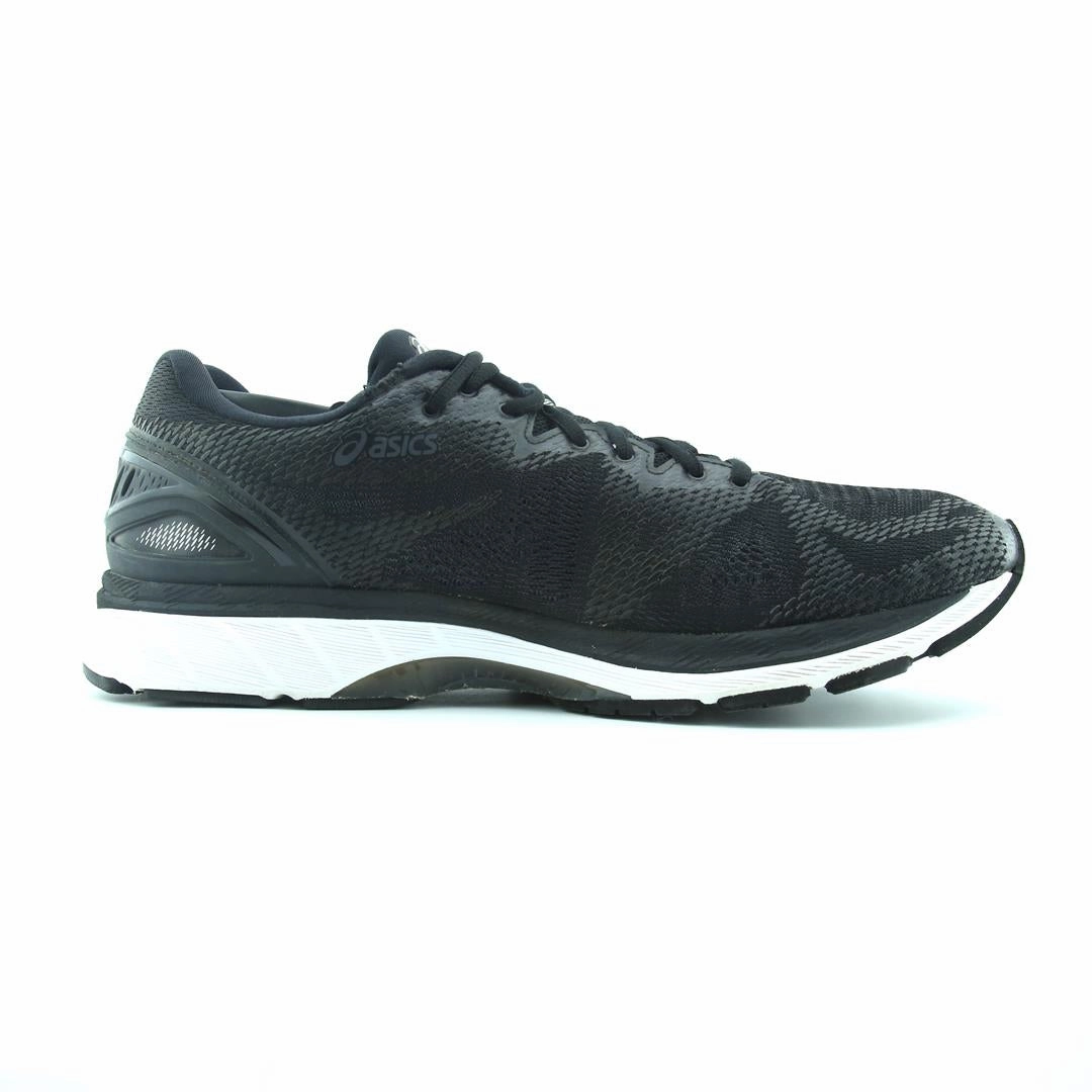 ASICS GEL-NIMBUS 20 performance running shoe photos