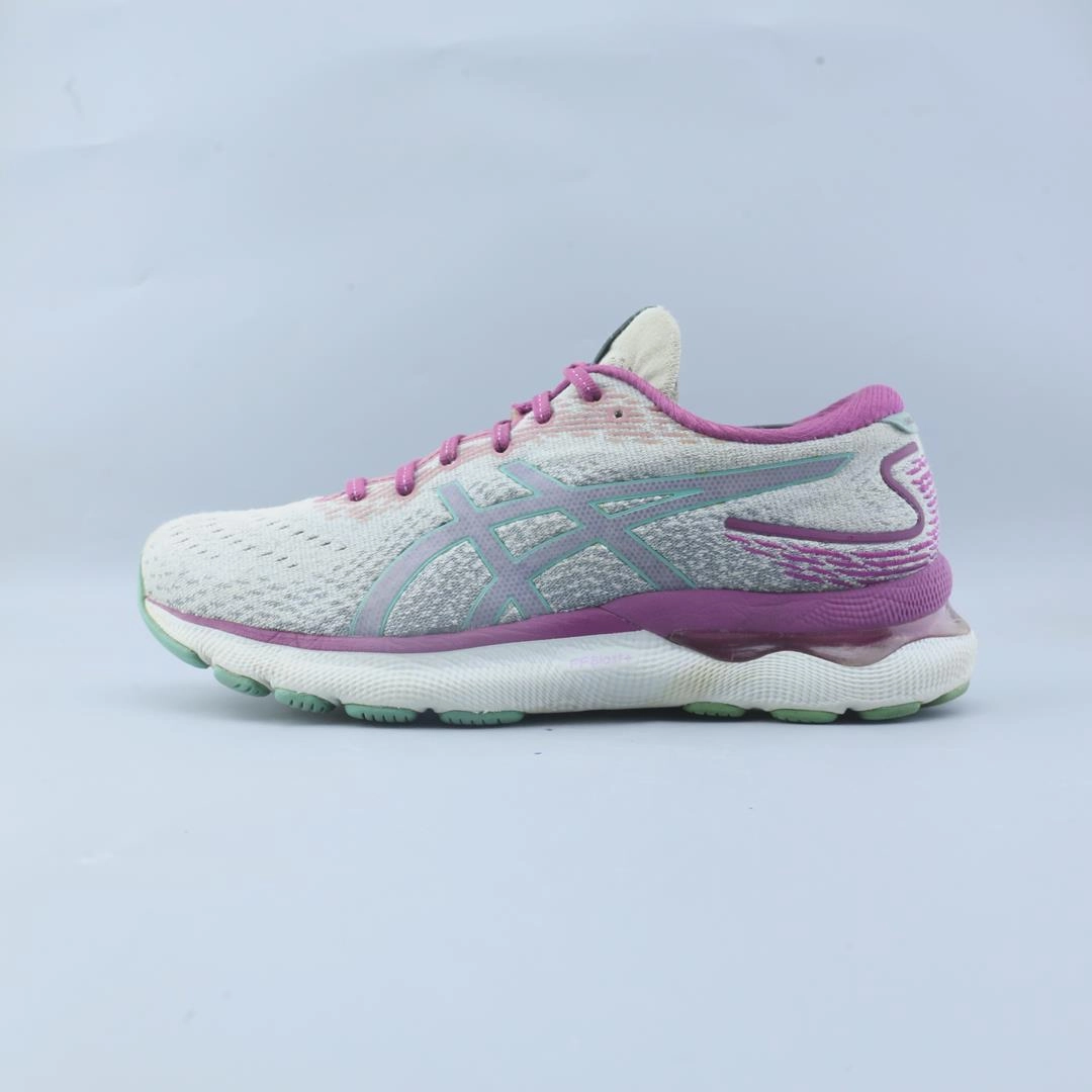 ASICS GEL-NIMBUS 24 Asics lightweight sneakers