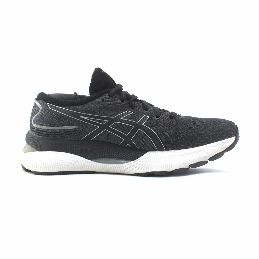 ASICS GEL NIMBUS 24 sporty Asics footwear images