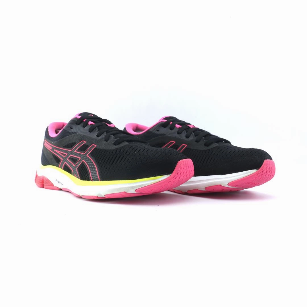 ASICS GEL-PULSE 12 trainer shoe design snapshots