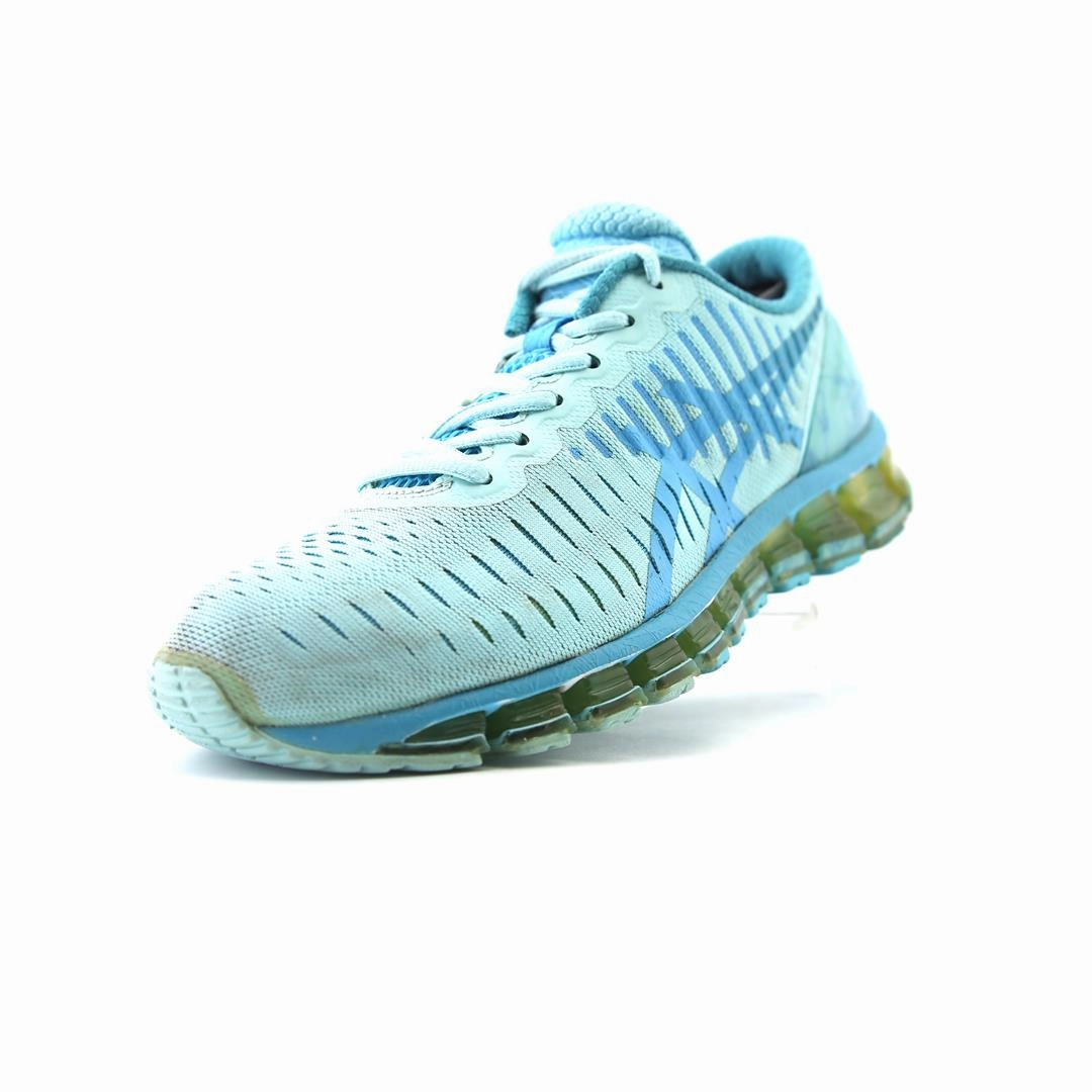 ASICS GEL QUANTUM 360 performance running shoe photos