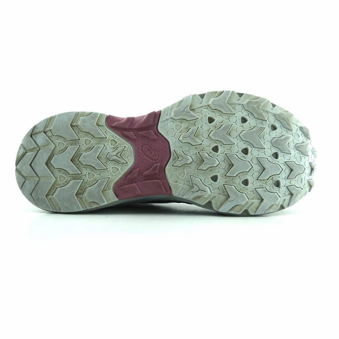 ASICS GEL-VENTURE 9 lightweight athletic shoe visuals