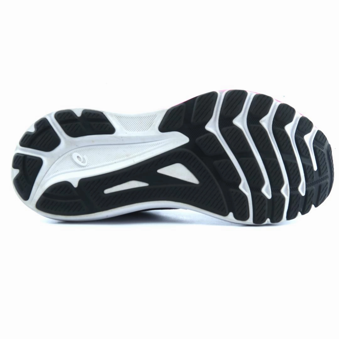 ASICS GT-1000 113 trainer shoe design snapshots