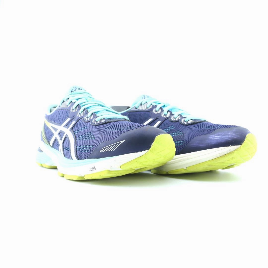 ASICS GT-1000 5 performance running shoe photos
