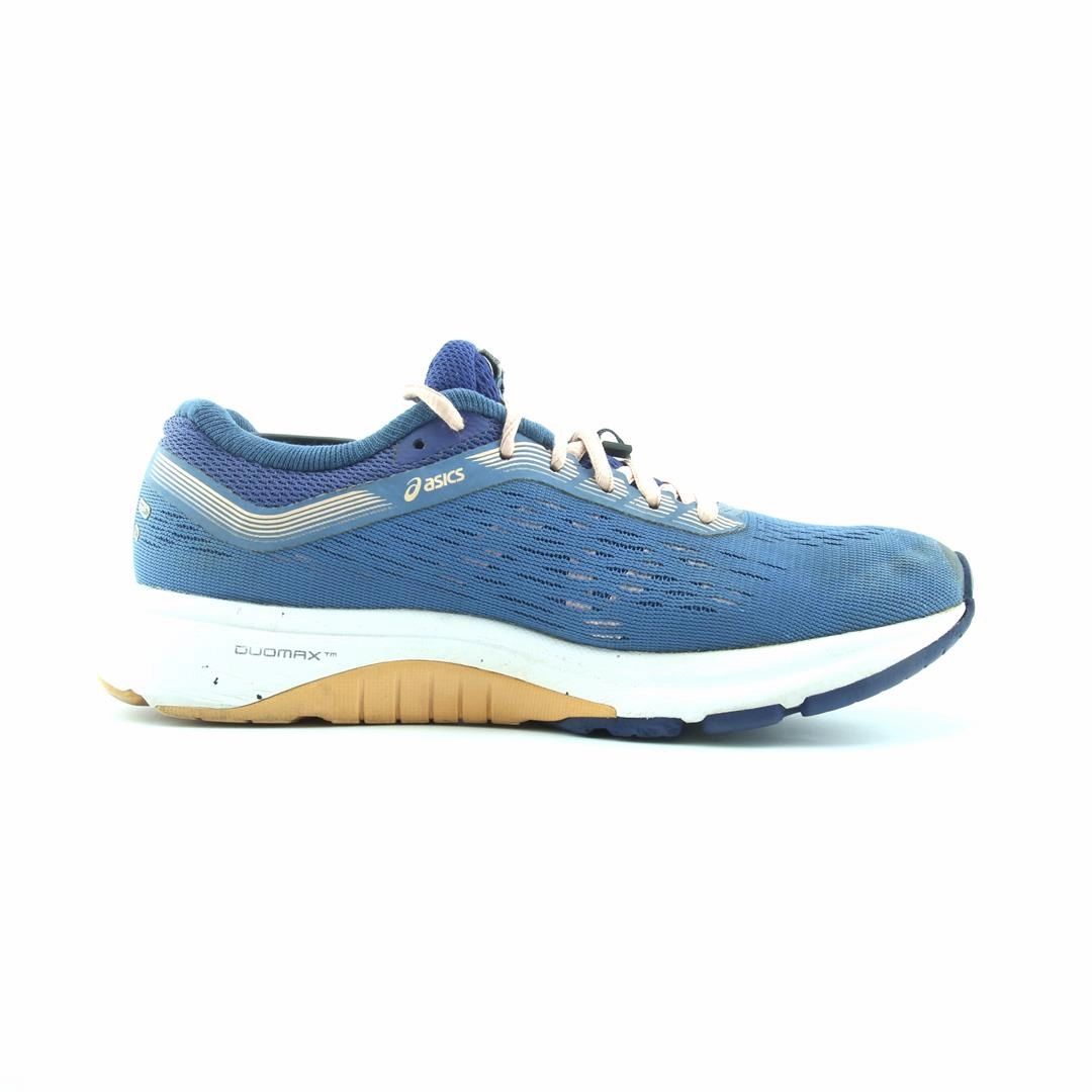 ASICS GT-1000 7 performance running shoe photos