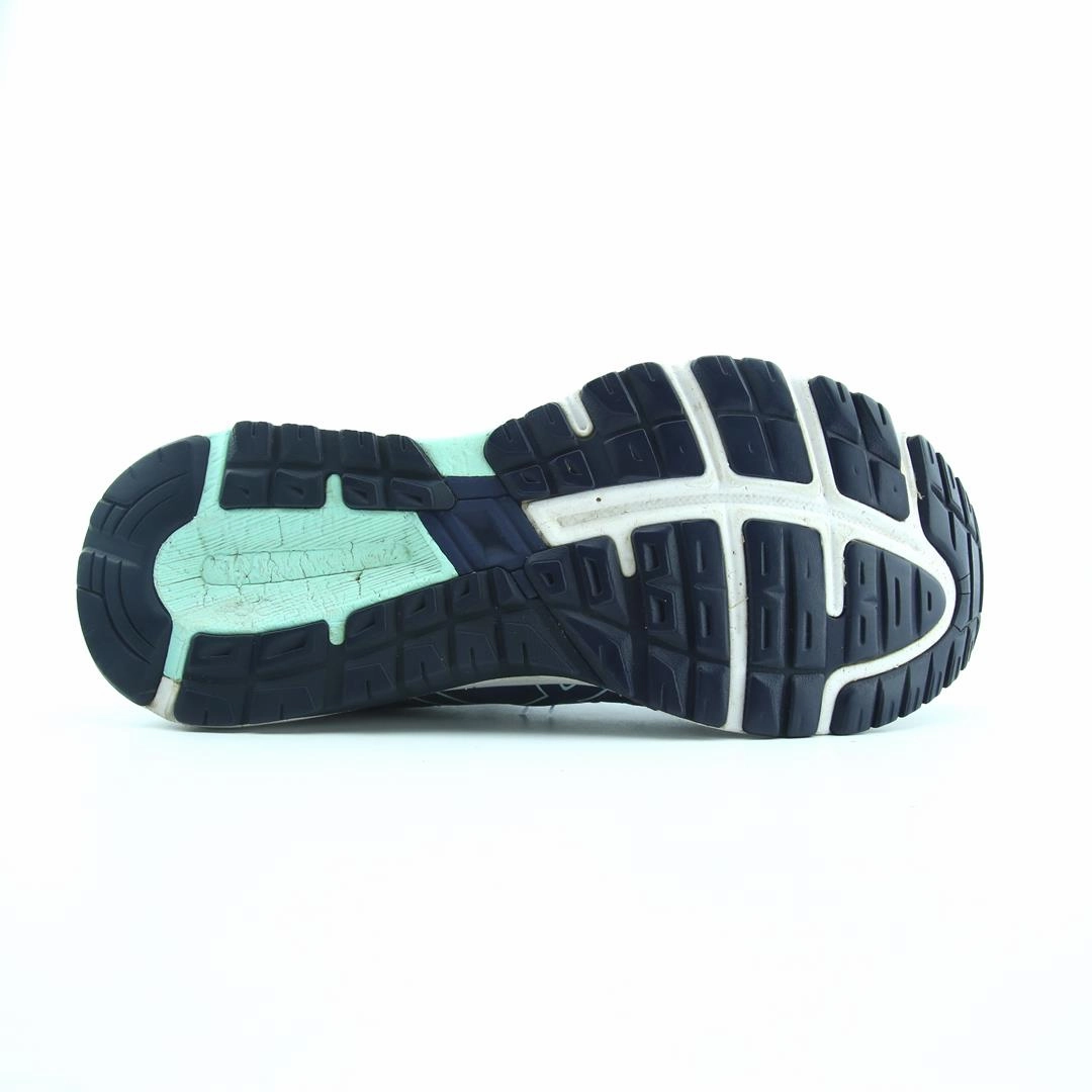 ASICS GT-1000 LEATHER performance running shoe photos