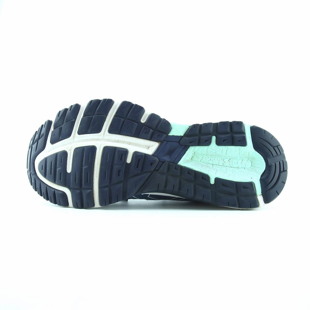 ASICS GT-1000 LEATHER performance running shoe photos