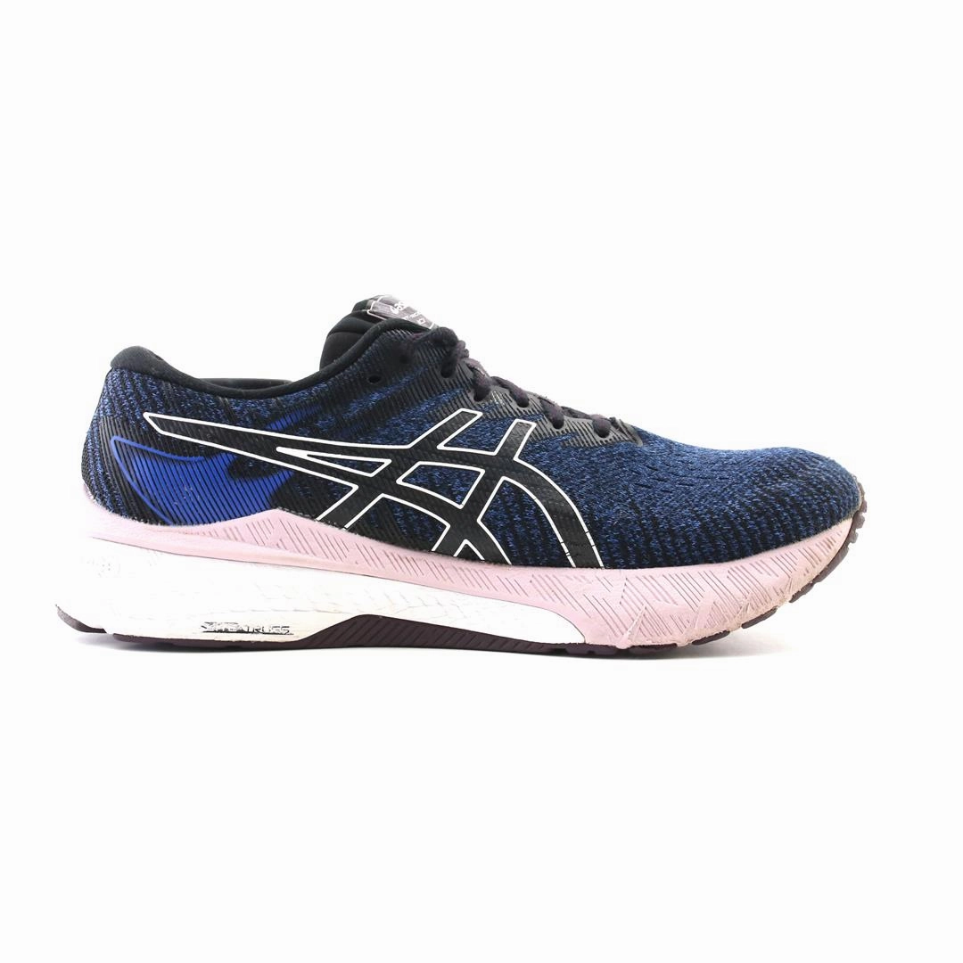 ASICS GT-2000 10 sporty Asics footwear images