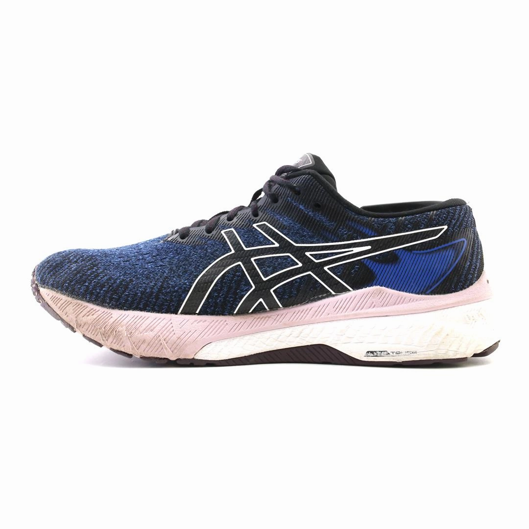 ASICS GT-2000 10 sporty Asics footwear images