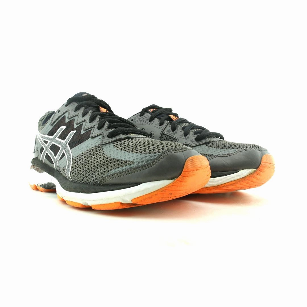 ASICS GT-2000 4 sporty Asics footwear images