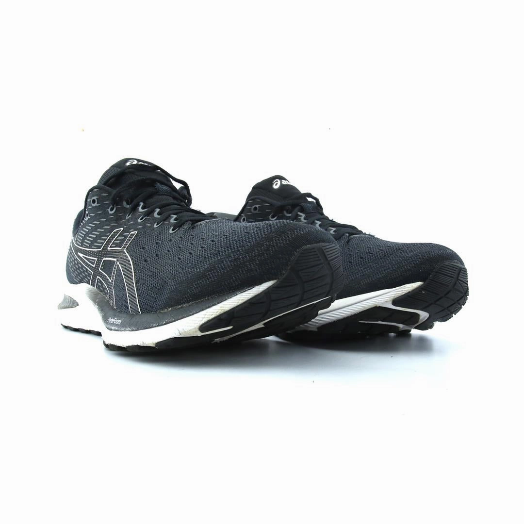 ASICS GT-2000 9 lightweight athletic shoe visuals