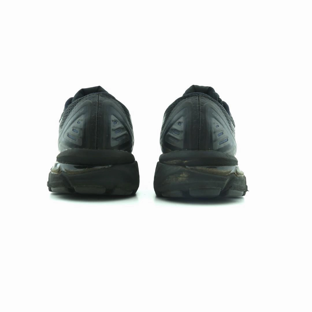 ASICS GT-2000 9 lightweight athletic shoe visuals