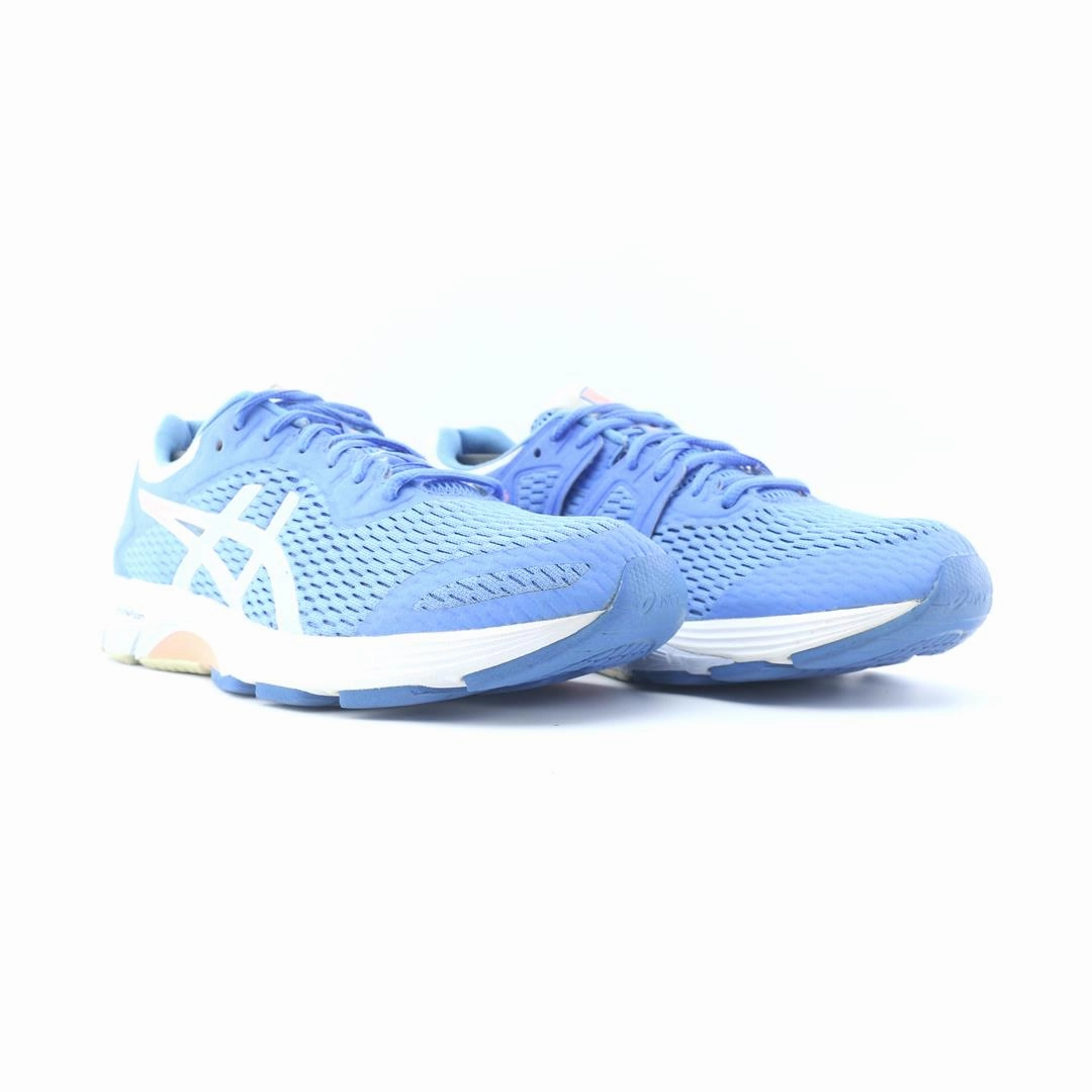 ASICS GT-4000 trainer shoe design snapshots