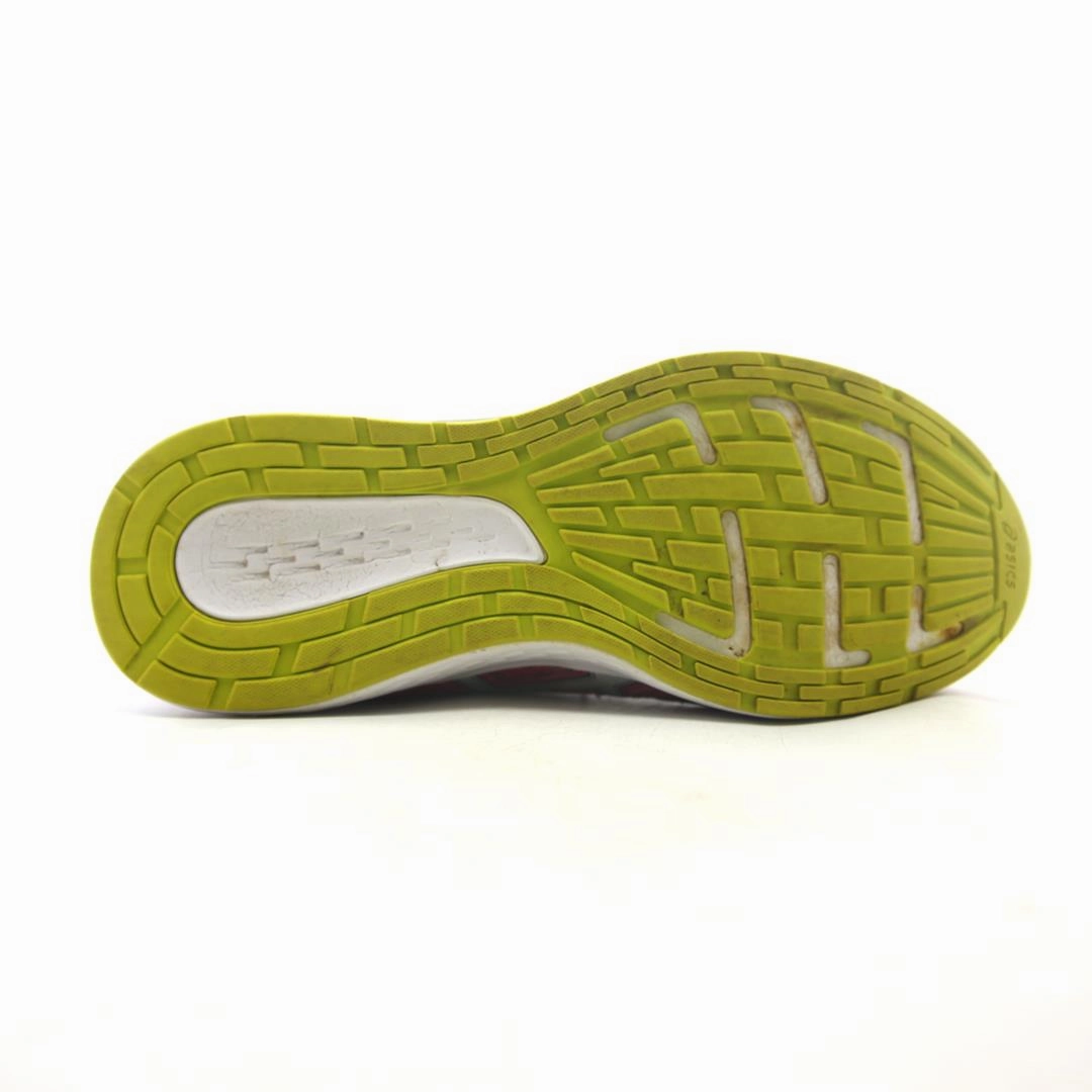 ASICS IKAIA 8 lightweight athletic shoe visuals