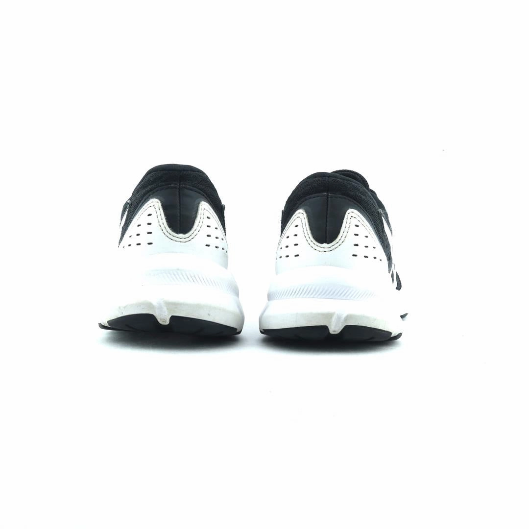 ASICS JOLT 3 trainer shoe design snapshots