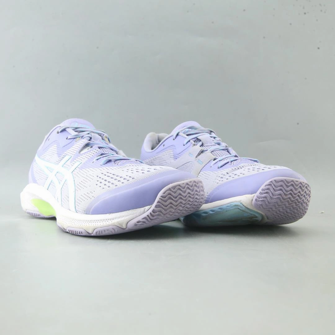 ASICS NETBURNER SHIELD FF lightweight athletic shoe visuals