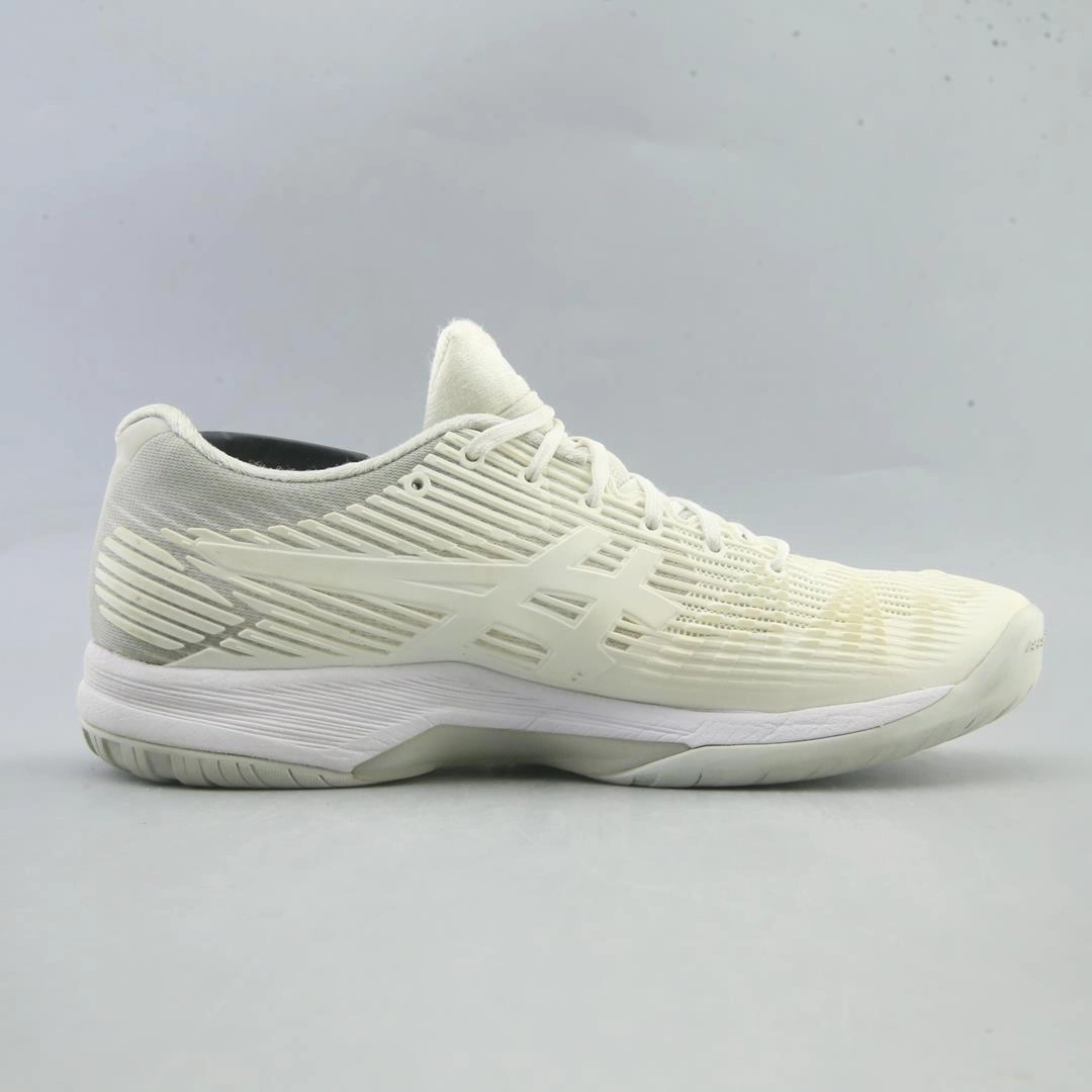 ASICS SOLUTION SPEED FF sporty Asics footwear images