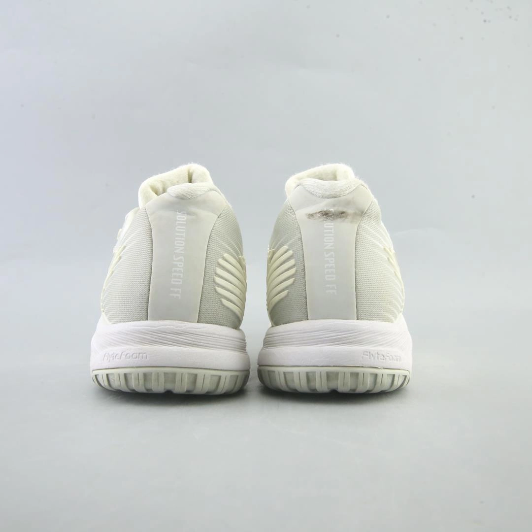 ASICS SOLUTION SPEED FF sporty Asics footwear images